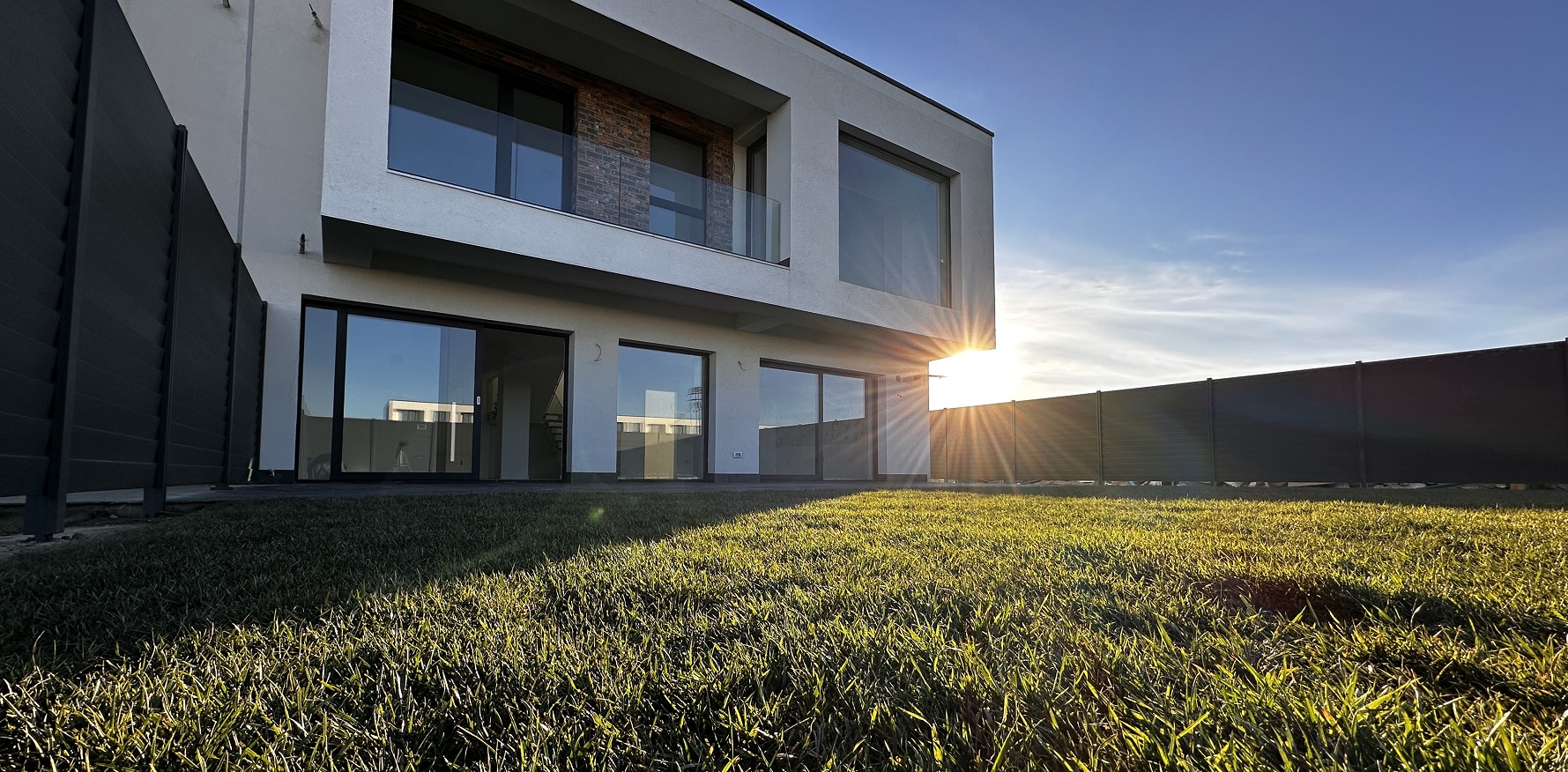 Roka Homes Tunari - Vile De Vanzare in Tunari